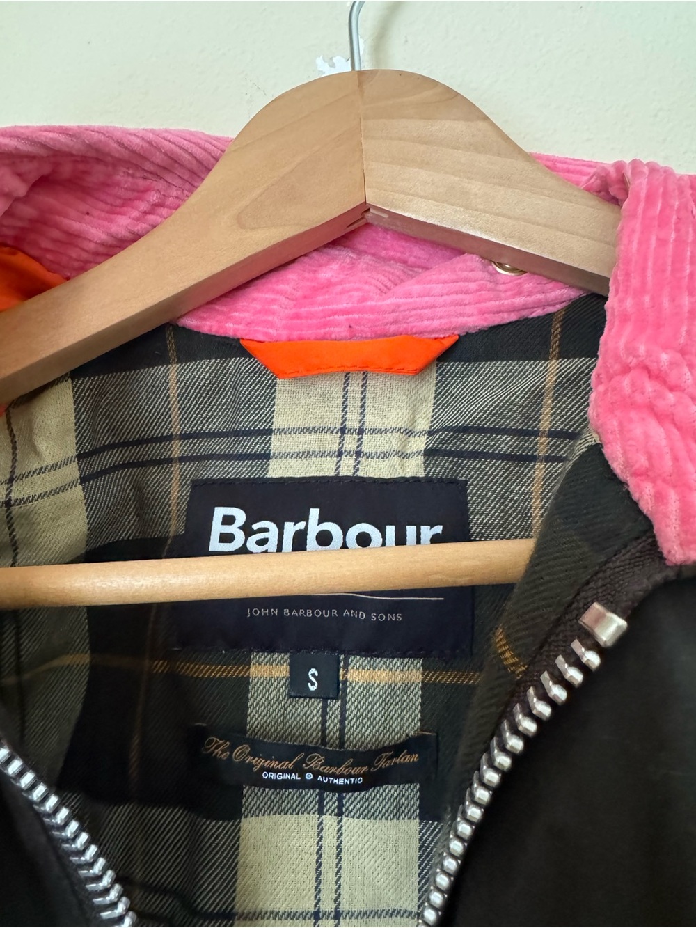 Barbour x Flower Mountain Transport Waxed Jacket Fuchsia Small - Picture 3 of 7